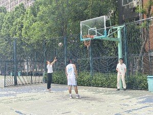 朝气蓬勃的良好风貌